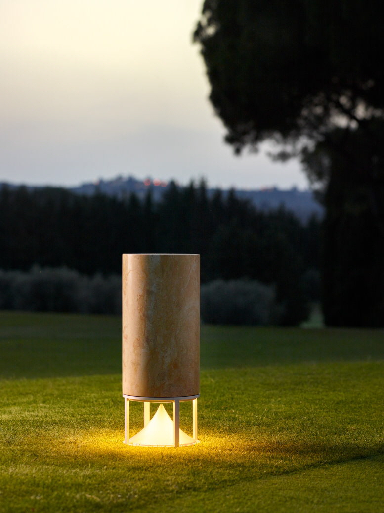 TALL CYLINDER LIGHT SOLUTION   777 X